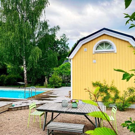 Charming Little Country House In Central Aelmhult 外观 照片